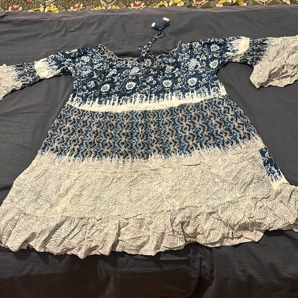 White and bleu dress - San Francisco - Picture 2 of 3